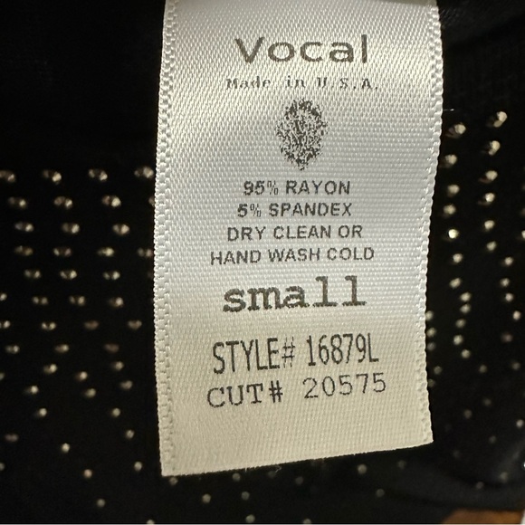 Vocal Black Sharkbite Hem Long Sleeve Tee Tunic Top with Bling Womens Small - Picture 9 of 10